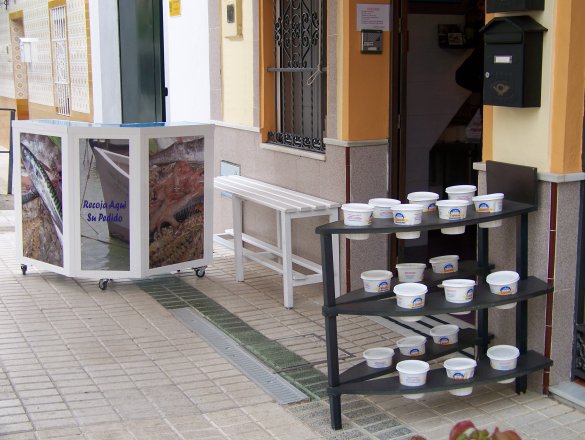 Servicio de limpieza y envasado del pescado